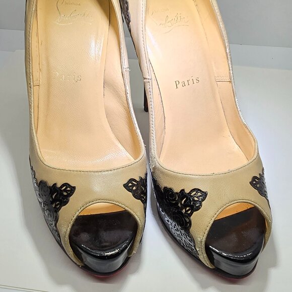 Christian Louboutin Two Tone Laser Cut Lace Patent And Leather Veramucha Peep To - Picture 2 of 11